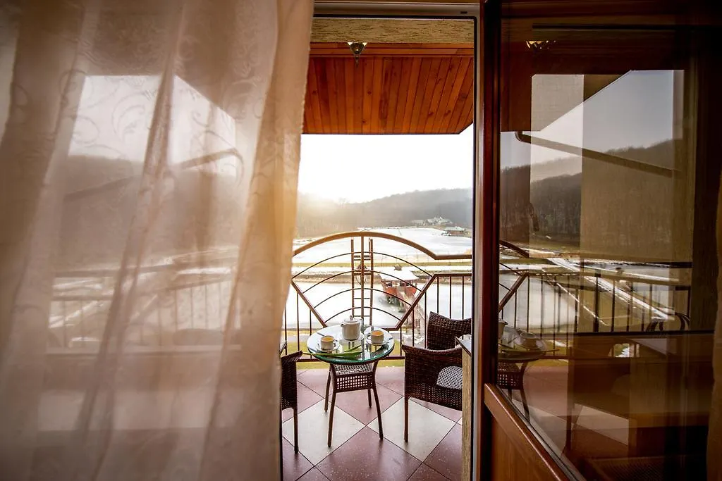Buhta Vikingiv Hotel Vodniki