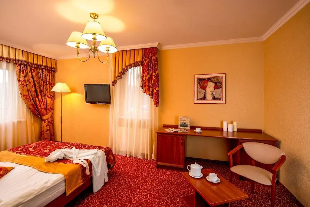 Buhta Vikingiv Hotel Vodniki