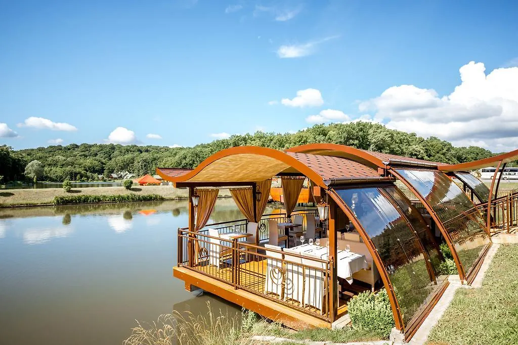 Buhta Vikingiv Hotel Vodniki